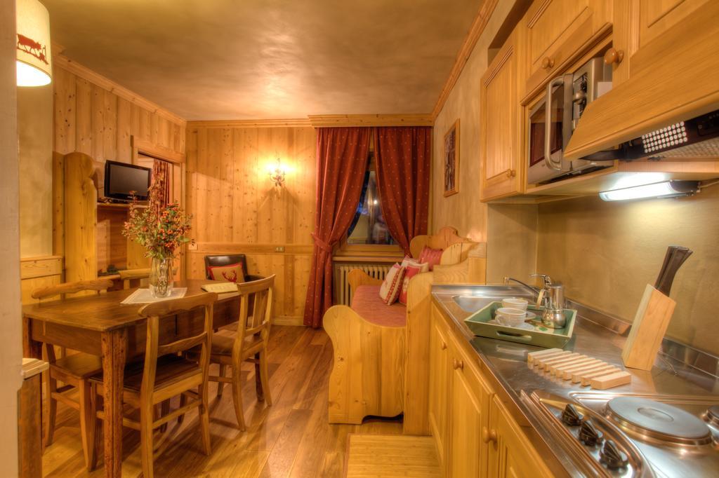 كورمايور B&B Residence Checrouit المظهر الخارجي الصورة