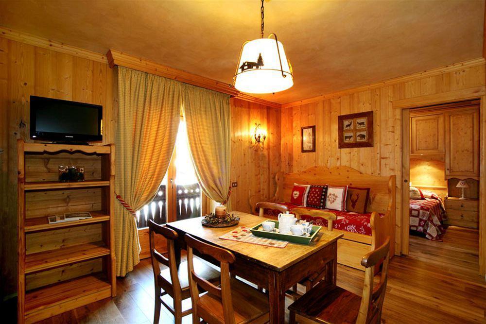 كورمايور B&B Residence Checrouit المظهر الخارجي الصورة